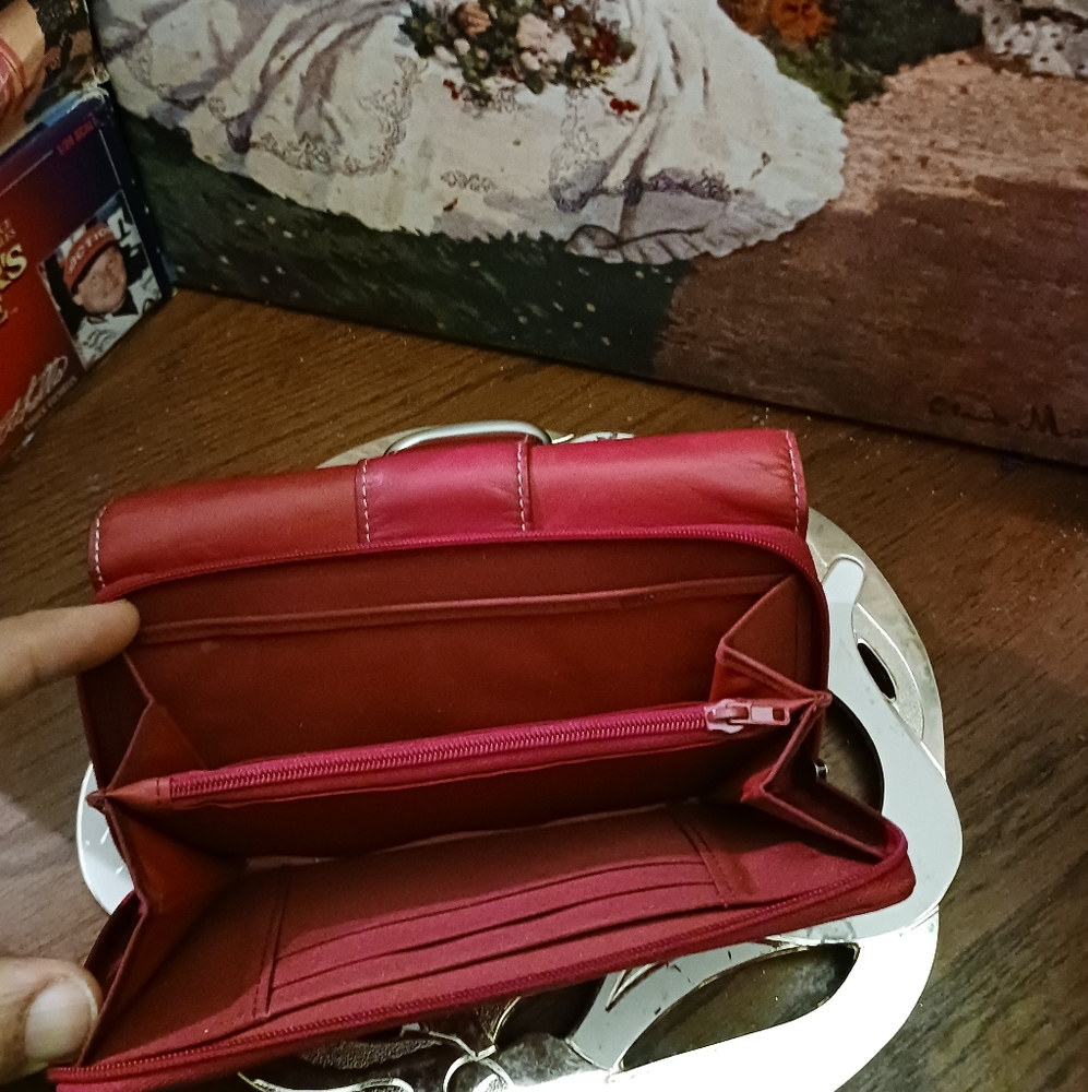 👛 👜 DOPP Soft Cowhide Leather Wallet Like New!,Velvet Touch,A Nice Gift 🎁 👌 - Picture 10 of 11